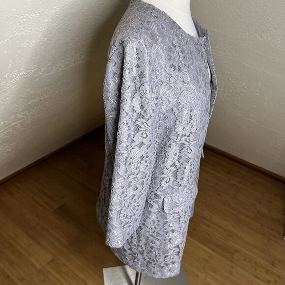 Chicos Topper Jacket Womens Medium 1 Gray Floral Lace Open 3/4 Sleeve Evening - Picture 9 of 11